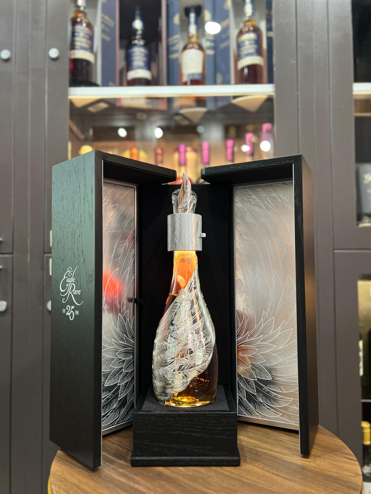 Eagle Rare 15年バーボンウイスキー 107プルーフ 空き瓶 Eagle Rare 15