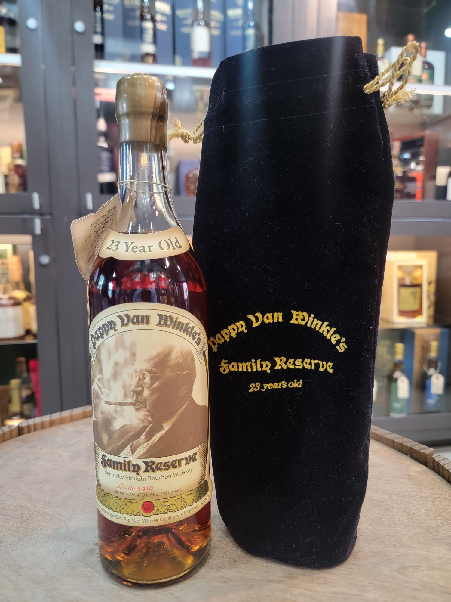 Pappy Van Winkle 23 year - 2003 wax top