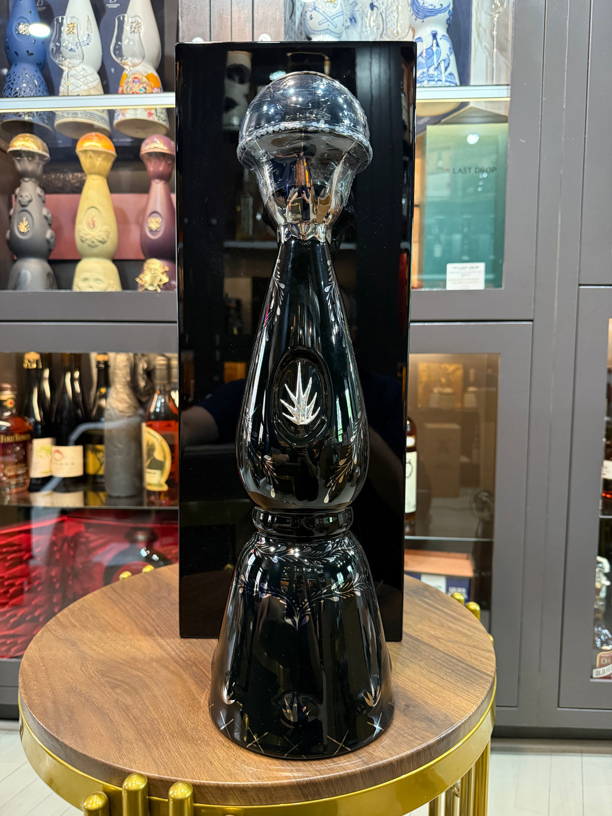 Azule Ultra Gold Clase Azul Ultra Anejo 1.75L – The Bourbon Concierge