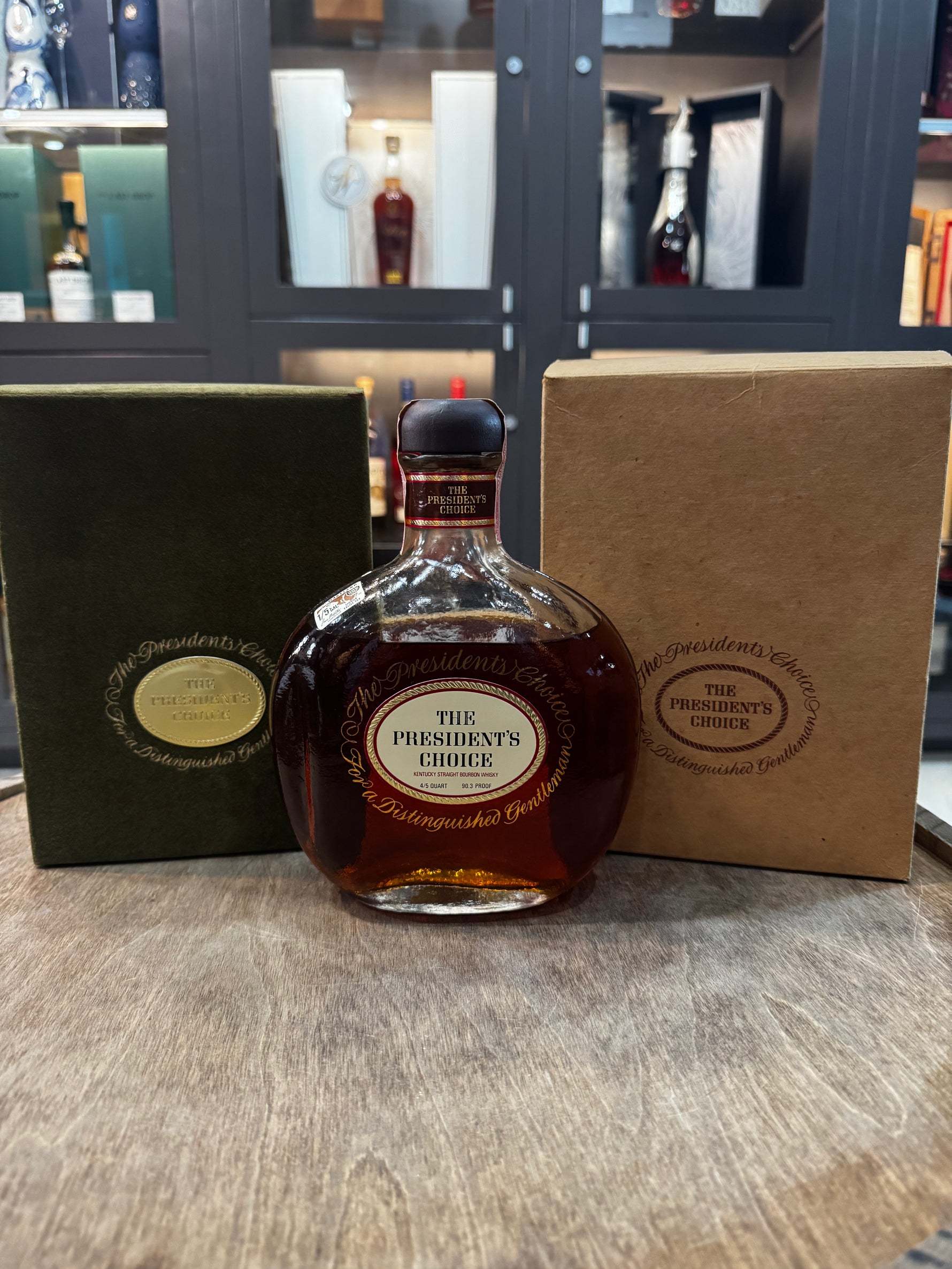 The Presidents Choice (1960's) 4/5 Quart – The Bourbon Concierge The Presidents Choice (1960's) 4/5 Quart – The Bourbon Concierge