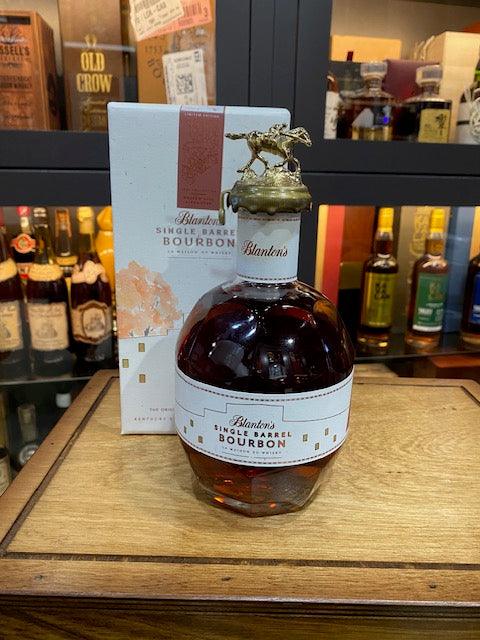 Blanton's La Maison du Whisky Red Label, Singapore Edition Single Barrel 2022 700ml - 126.1pf (Minor Crack in Wax)