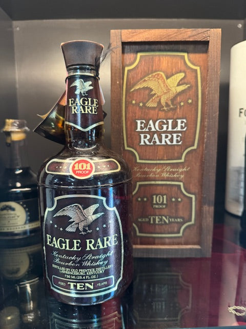 Eagle Rare 10 Year Old - Lawrenceburg - 10 Year Old, 101 Proof [Wood Box]